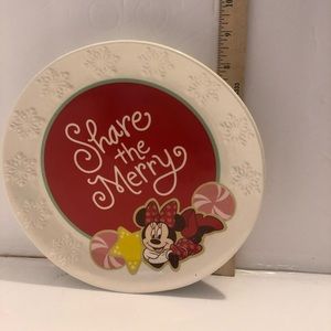 Hallmark Disney Minnie Mouse Holiday Plate